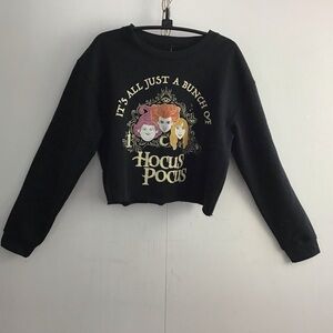 Disney Hocus Pocus It’s All just A Bunch Of Cropped Sweatshirt Size Medium NWT